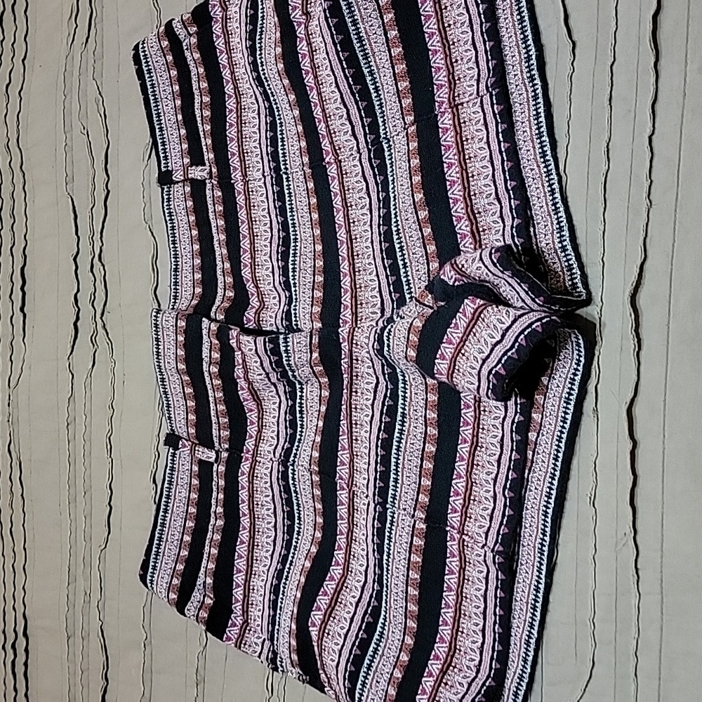 Loft The Riveria Short